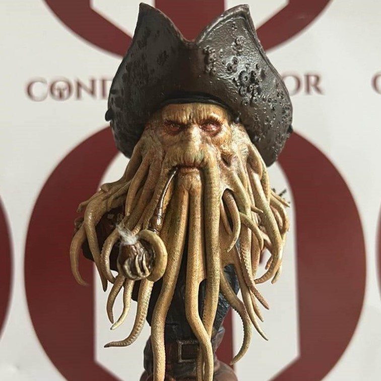 Busto de pirata - copia